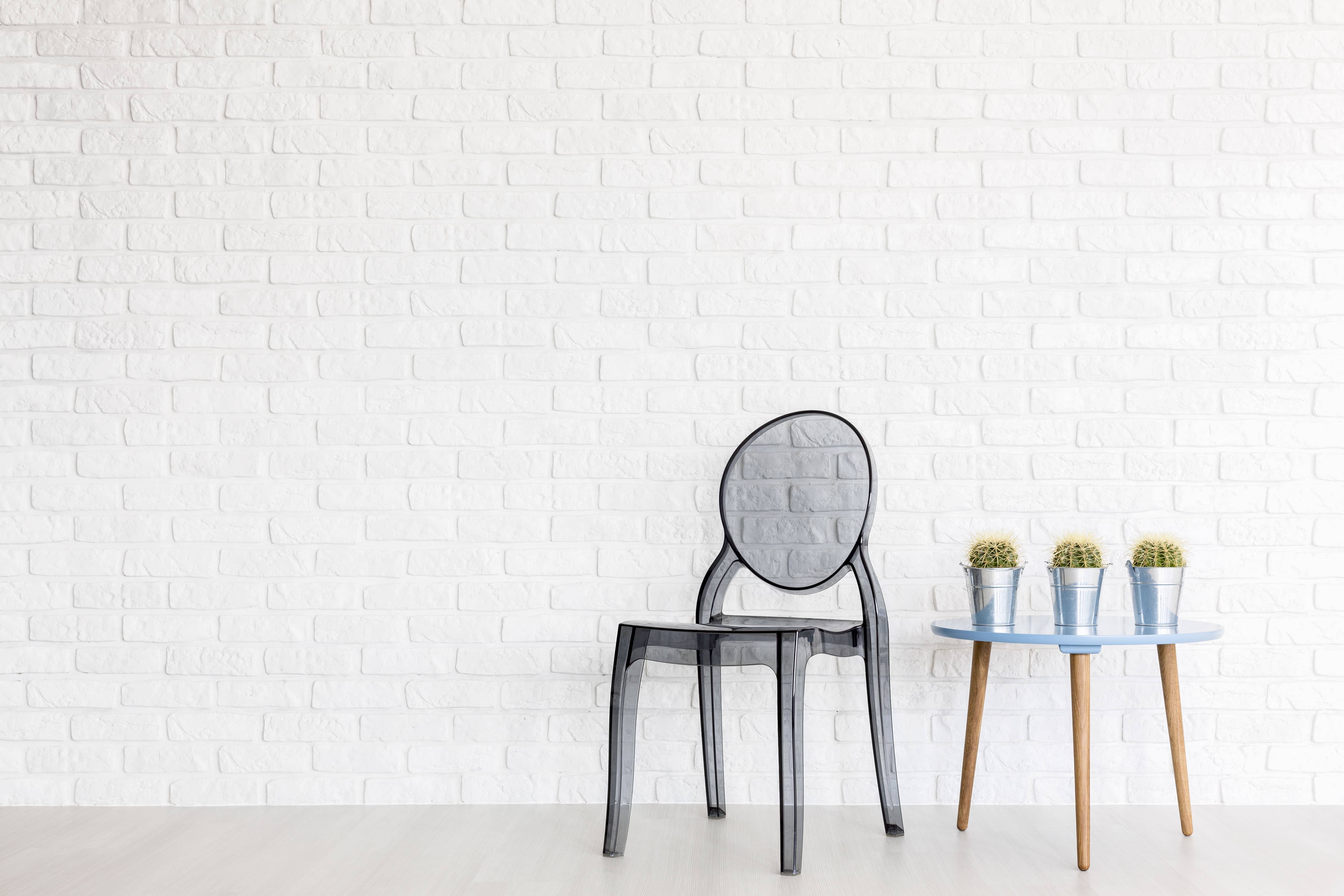 Самый известный стул из поликарбоната: «Ghost Chair» Филиппа Старка